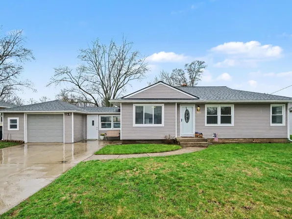 5057 Blaine Ave SE, Kentwood, MI 49508