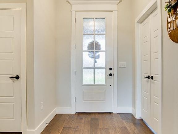 4th image of 4835 Deerfield Ave