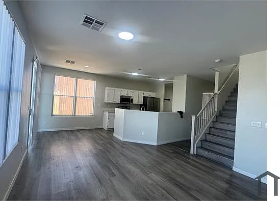 5014 S Rainbow Blvd #205 — Photo 2