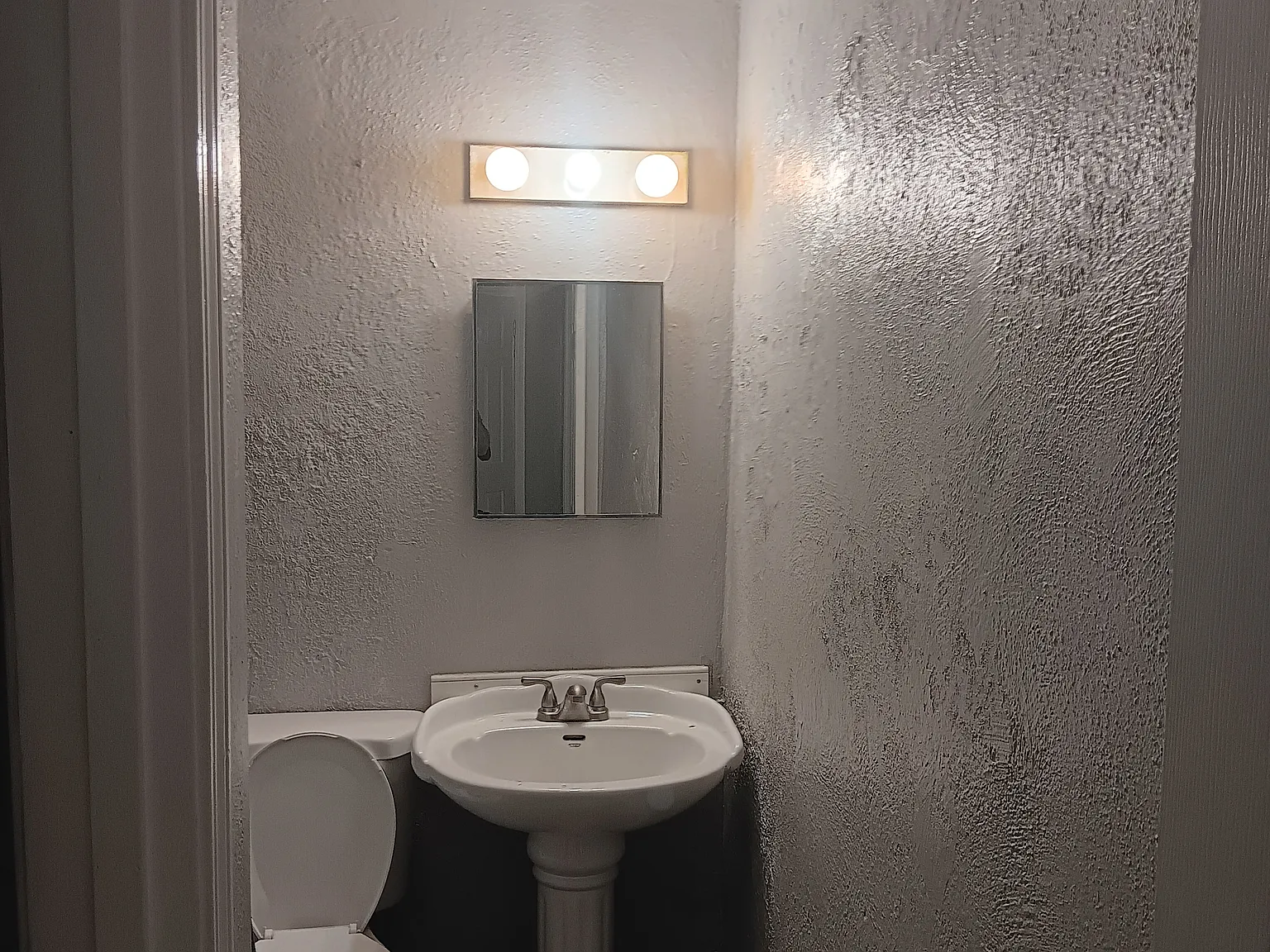 2 bed, 775 sqft, $1,095 — Photo 3