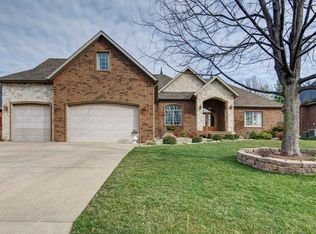 3941 E Windsmore Dr, Springfield, MO 65802