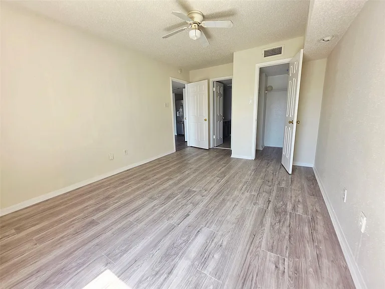 2826 S Bartell Dr #38 — Photo 12