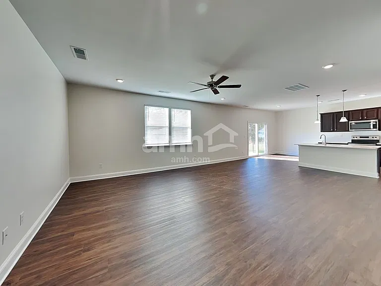 7416 Garrett Ct — Photo 8