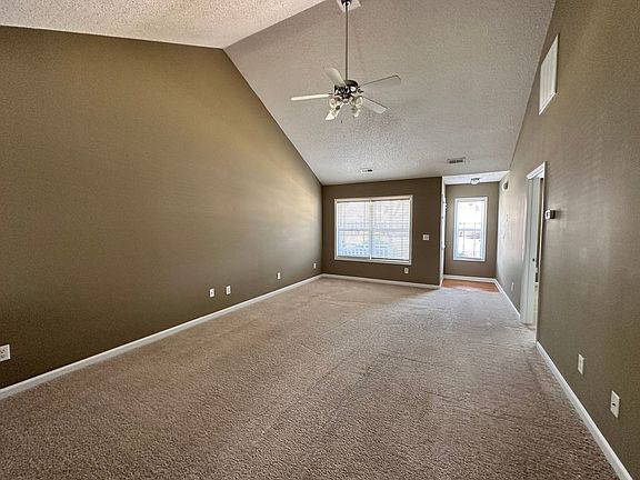 4th image of 709 Dalebrook Ln
