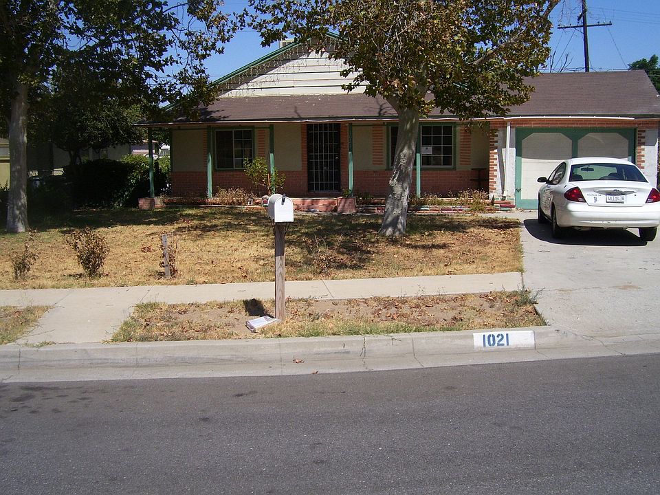 1021 JOHNS RD PERRIS