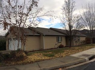 1527 Lithia Way, Talent, OR 97540