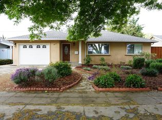 1071 Mango Ave, Sunnyvale, CA 94087