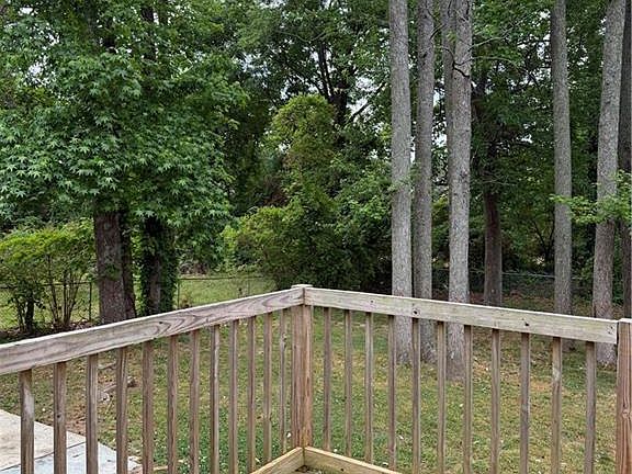 4th image of 218 Ridge Trl