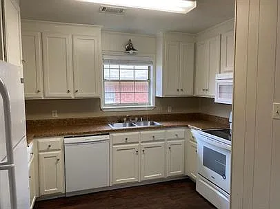 307 Mildred St #B — Photo 14