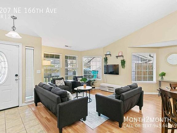 4th image of 1207 NE 166th Ave