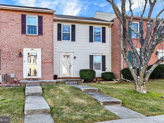 2nd image of 237 Alymer Ct