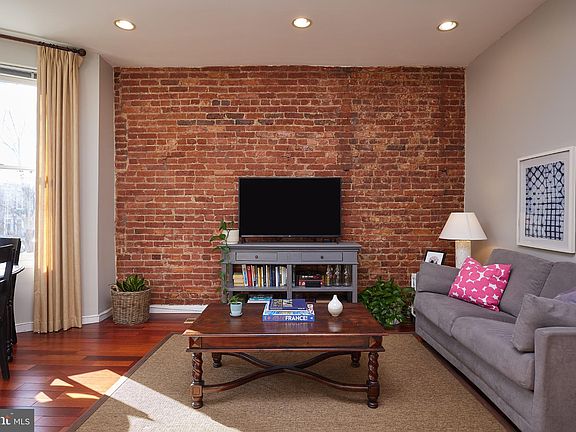 2nd image of 1745 T St NW APT 1