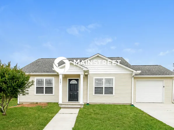 4201 Smith Farm Ln, Winston Salem, NC 27107