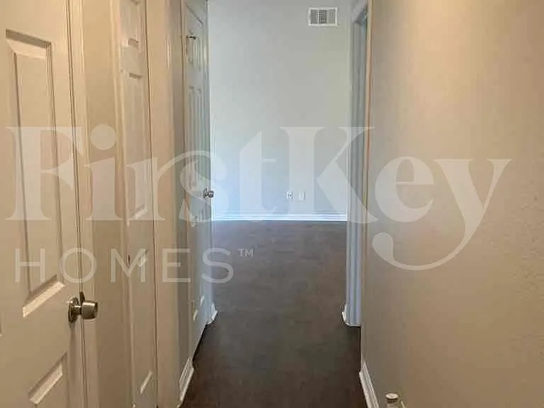 1414 Mara Ct — Photo 6