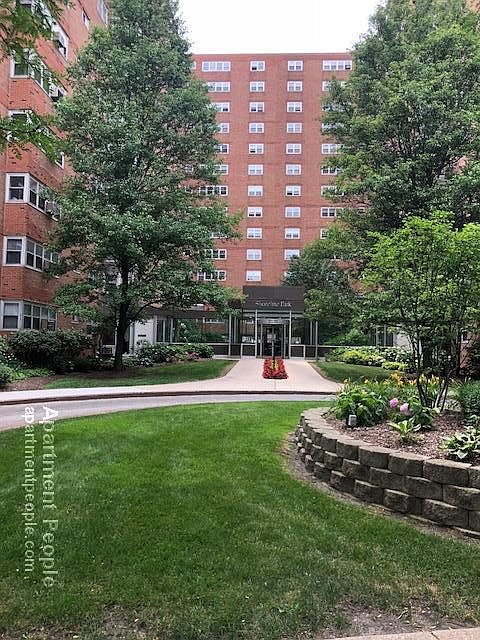1st image of 4960 N Marine Dr APT 1212