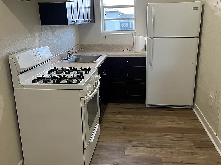 4300 SW 67th Ave #40 — Photo 3