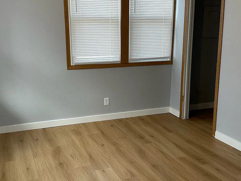 3663 Davenport St #4 — Photo 3