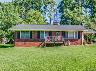 5534 Hillsdale St, Fort Lawn, SC 29714