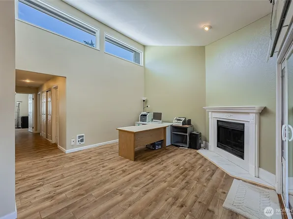 4164 Factoria Boulevard SE #B11, Bellevue, WA 98006