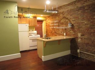 22 Henchman St, Boston, MA 02113