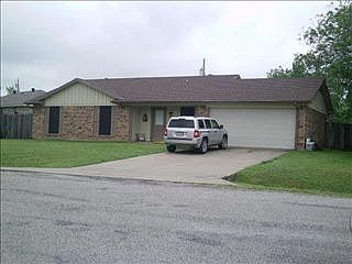 2nd image of 401 Shady Grove Dr