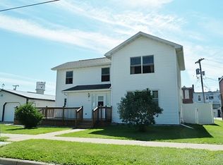 812 Cremer Ave, Cashton, WI 54619
