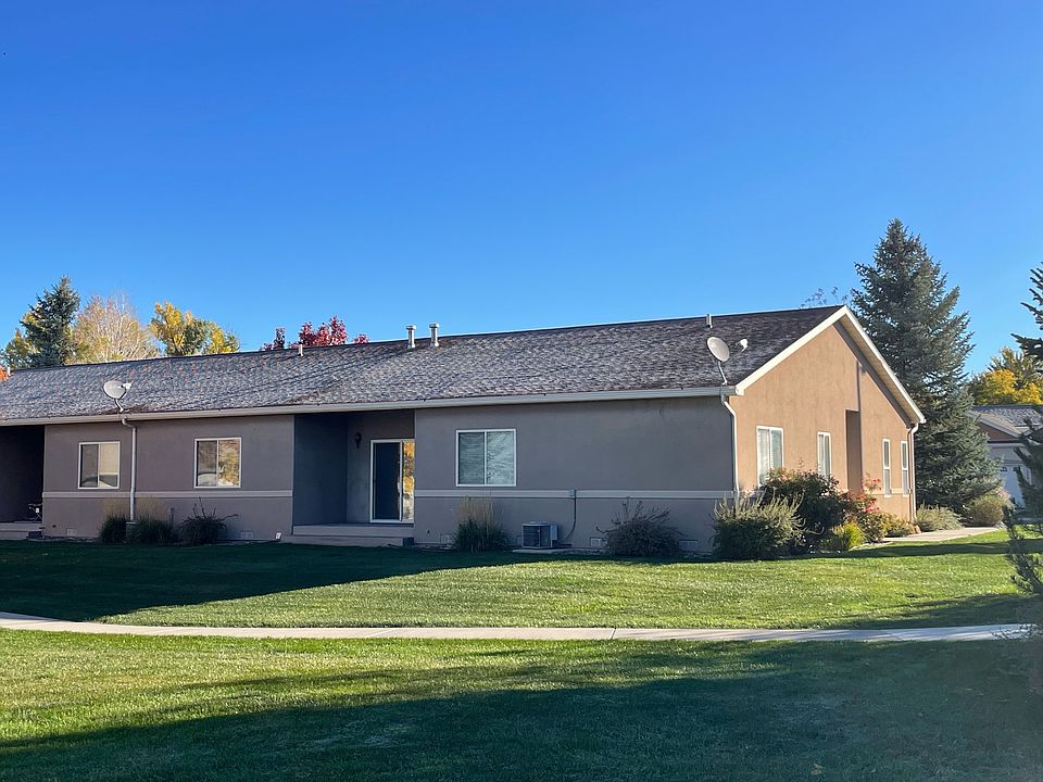 2nd image of 255 Crossroads Cir