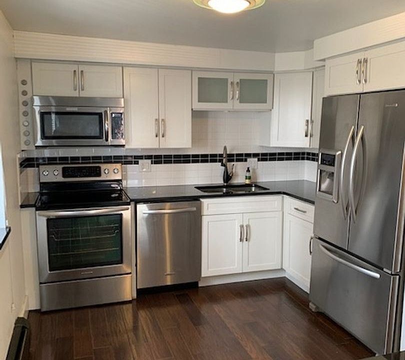 1st image of 801 N Pennsylvania St APT 302