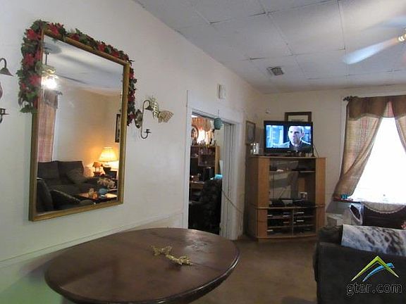 5th image of 728 Ardis St