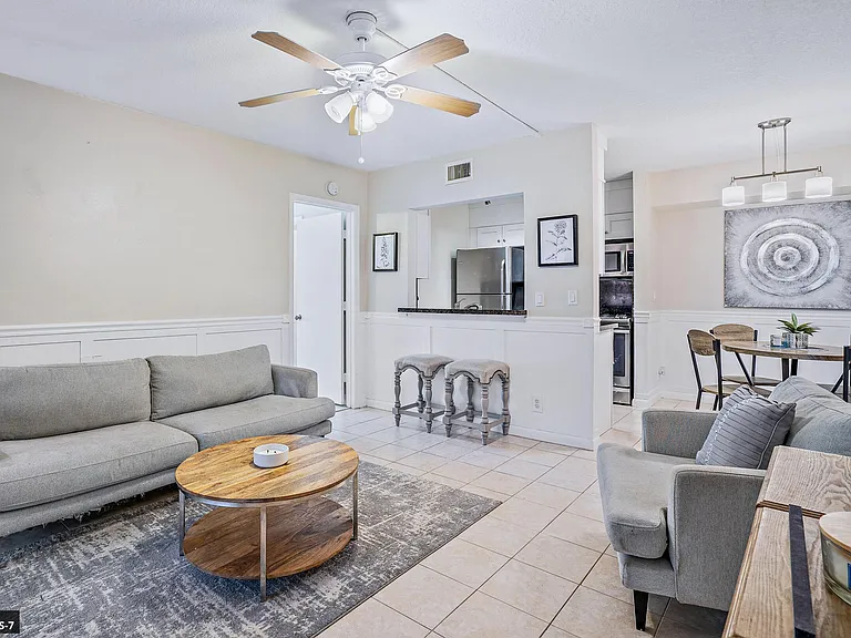 6328 Chasewood Dr — Photo 2