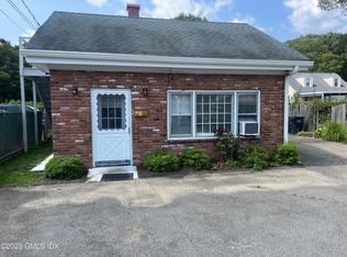 84 Valley Rd, Cos Cob, CT 06807