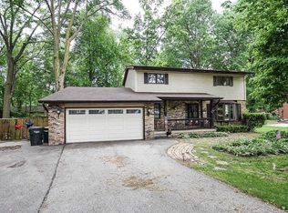 713 Cortez Dr, Forsyth, IL 62535