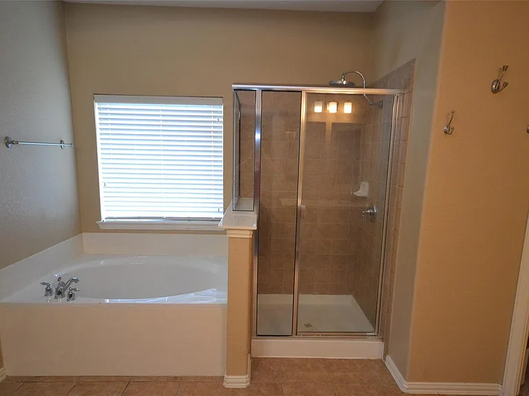 1705 Lions Den — Photo 13