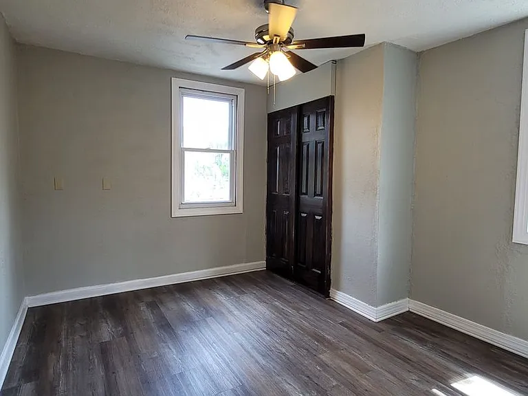 3138 Wabash Ave — Photo 19
