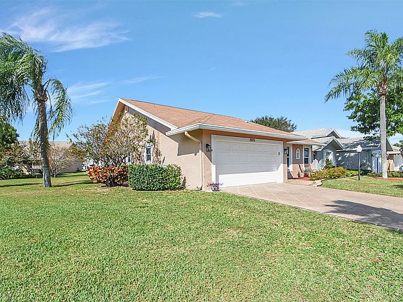 4th image of 3874 Dafilee Circle