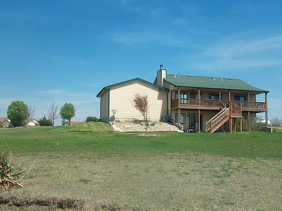 5th image of 5041 Woodbridge Dr