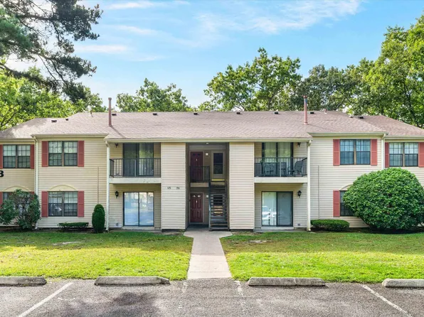 131 Liberty Ct #131, Absecon, NJ 08205