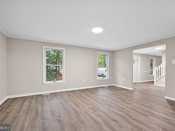 5th image of 12219 Ward Rd