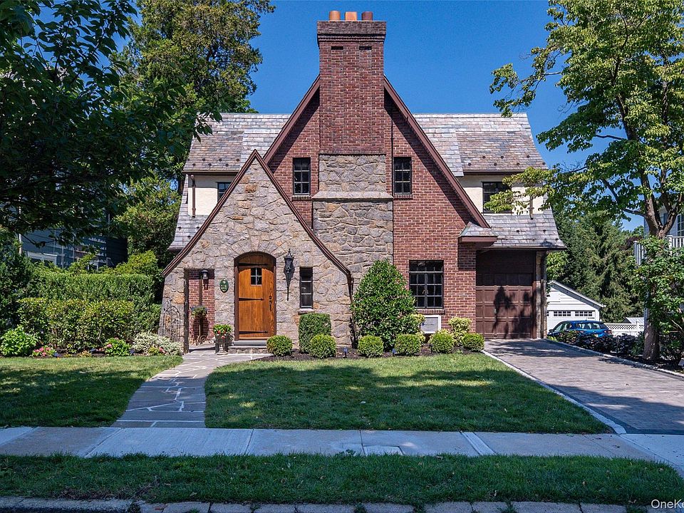 1st image of 103 Manhattan Avenue