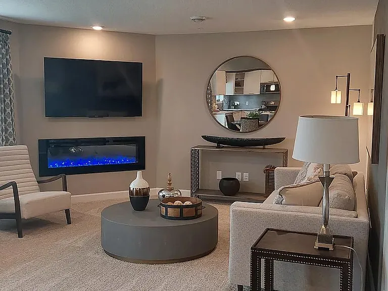 1015 Field Ct — Photo 5