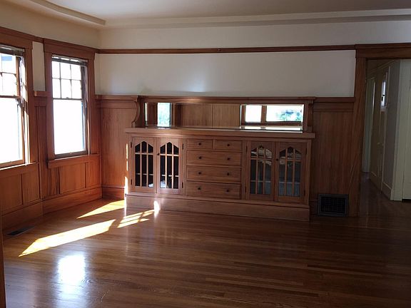 5th image of 525 Lytton Ave