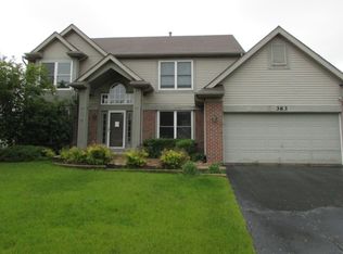363 Mallard Ln, Sugar Grove, IL 60554