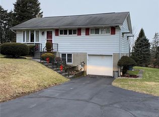 649 Jacobsburg Rd, Nazareth, PA 18064