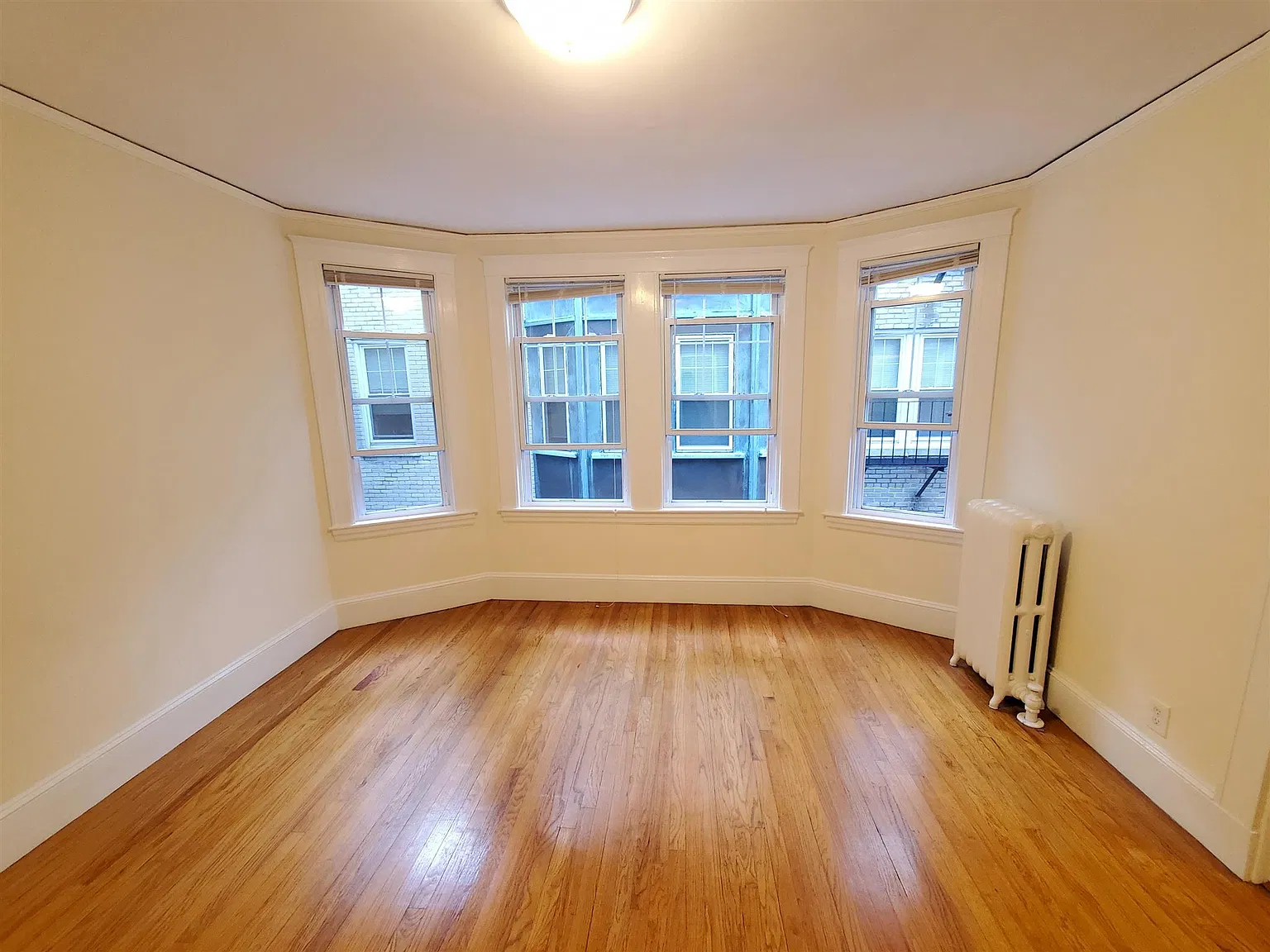168 Summer St — Photo 2
