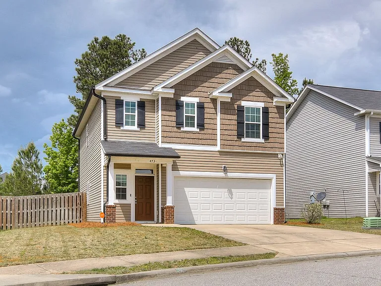 473 Brantley Cove Cir — Photo 2