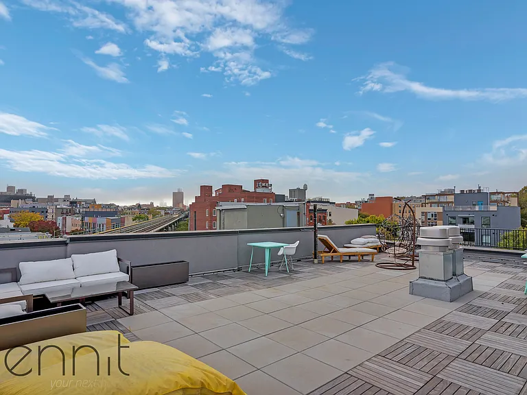 100 Suydam St #3L — Photo 14