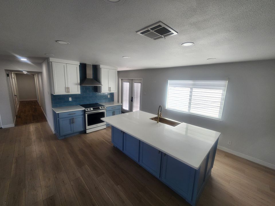 1st image of 8616 Edgemere Blvd