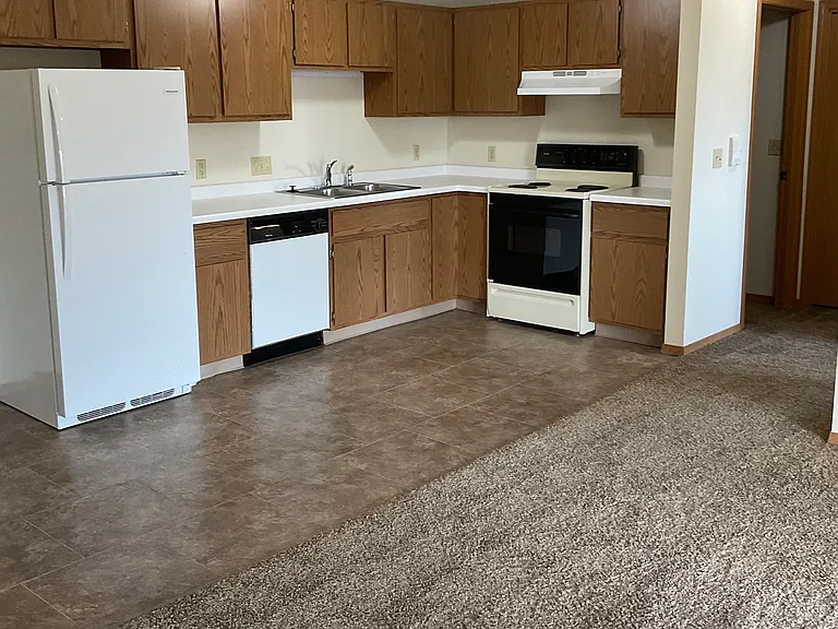 Elkay Lane Apartments — Photo 8
