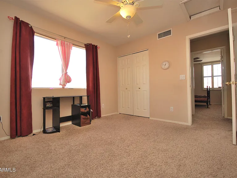 1227 E Glenhaven Dr — Photo 15