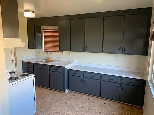 4th image of 21639 Cherryland Ct